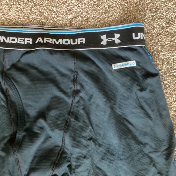Under Armor Base 2.0 long underwear - Picture 2 of 3